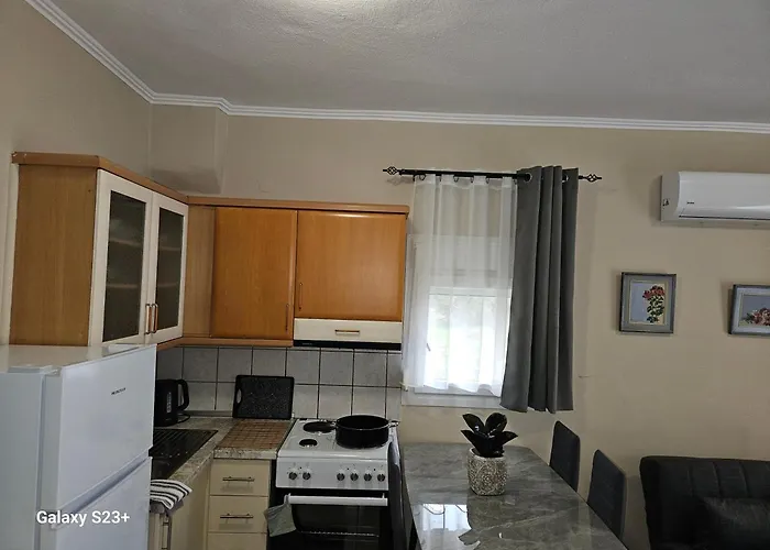 Magafinis Apartman *